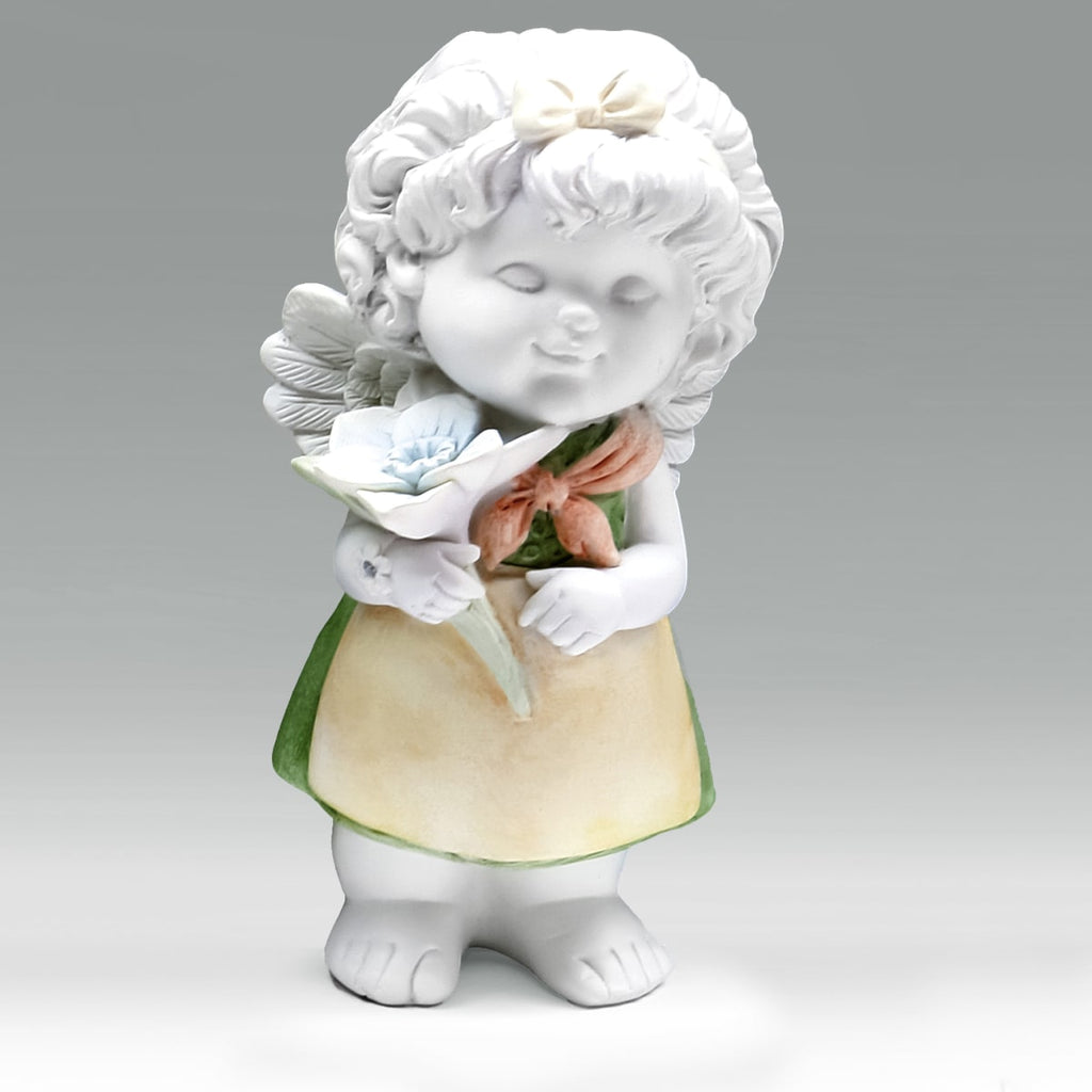 Trachtenengel Olga Size L - mit Blume in der Hand