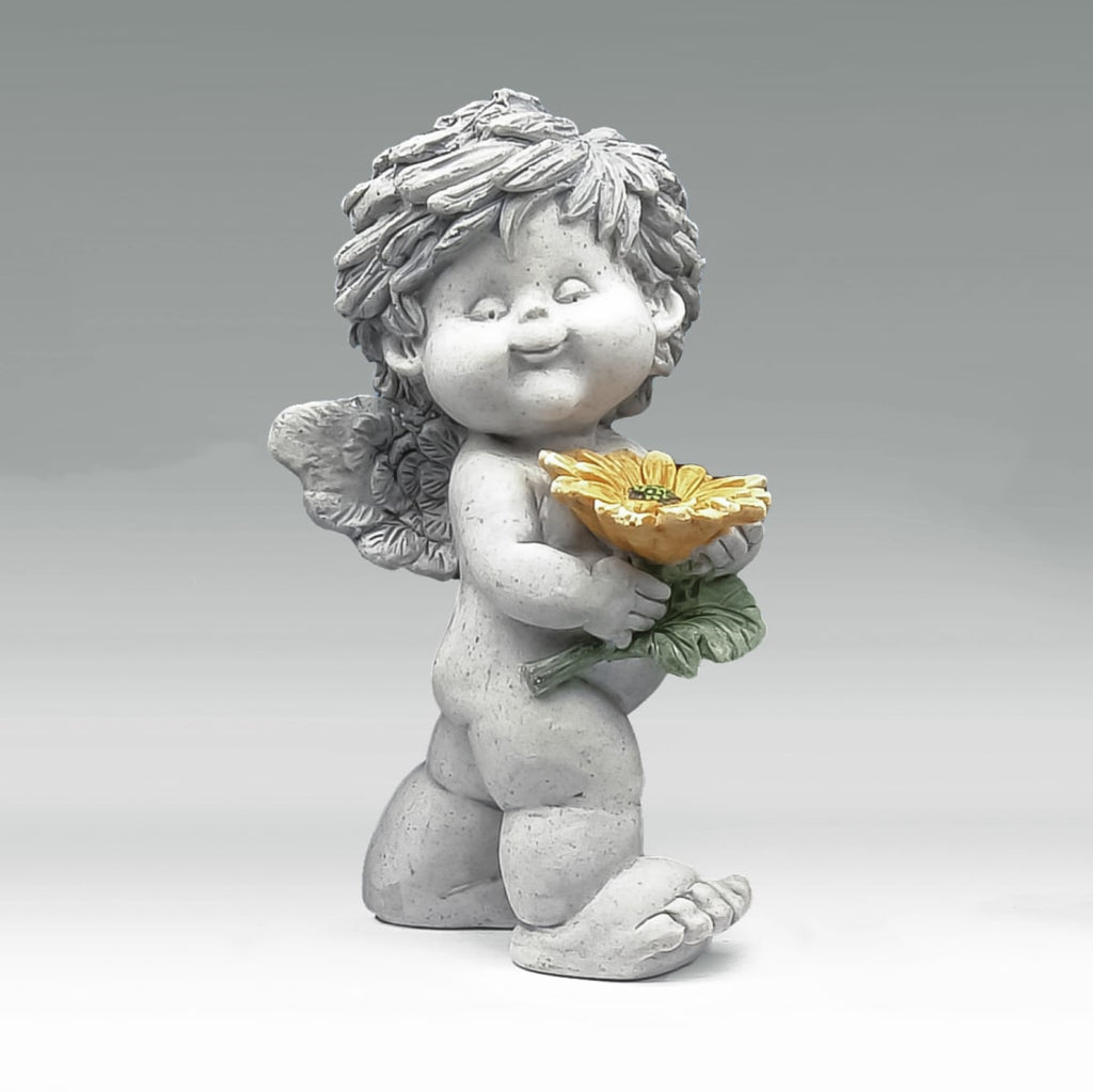 Igor mit Blume vom Beet - mit Gerbera