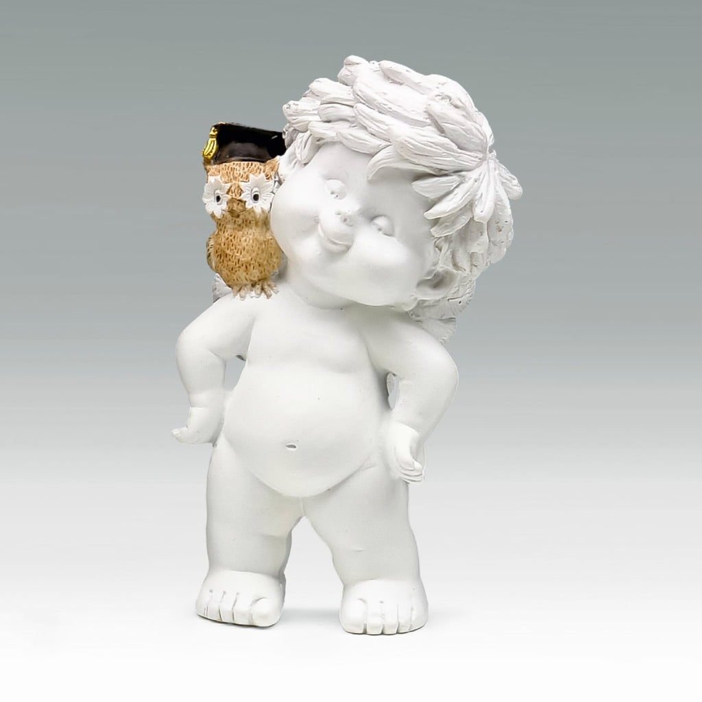 Igor mit Eule (Sei schlau!) - stehend mit Eule auf der rechten Schulter