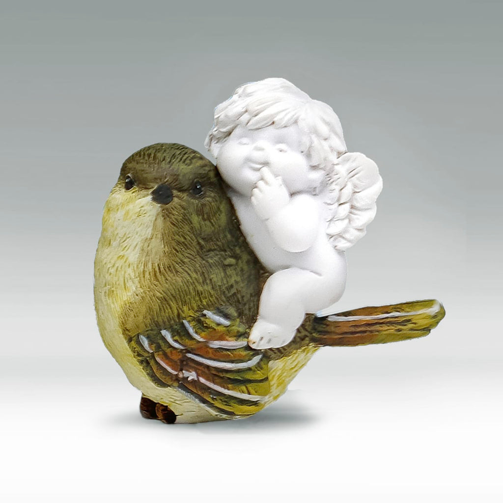Igor auf Vogel - nachdenklich nach links schauend, dunkler Flügel